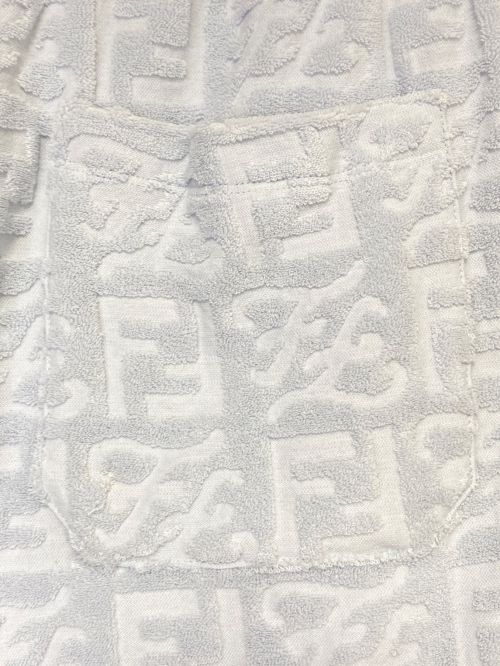 FENDI（フェンディ）FENDI (フェンディ) ズッカ柄パイル地ショートパンツ ブルー サイズ:44の古着・服飾アイテム
