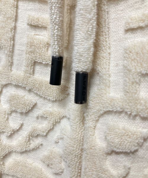 FENDI（フェンディ）FENDI (フェンディ) ズッカ柄パイル地ショートパンツ アイボリー サイズ:44の古着・服飾アイテム