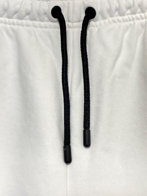 FENDI（フェンディ）FENDI (フェンディ) ショートパンツ ホワイト サイズ:46の古着・服飾アイテム