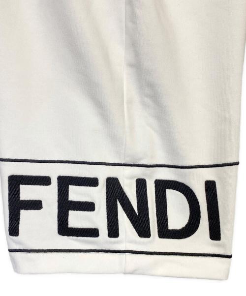 FENDI（フェンディ）FENDI (フェンディ) ショートパンツ ホワイト サイズ:46の古着・服飾アイテム
