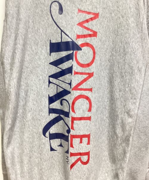 MONCLER（モンクレール）MONCLER (モンクレール) AWAKE NY (アウェイク ニューヨーク) ×AWAKE NY(アウェイクニューヨーク) プルオーバーフーディ ライトグレー サイズ:2の古着・服飾アイテム