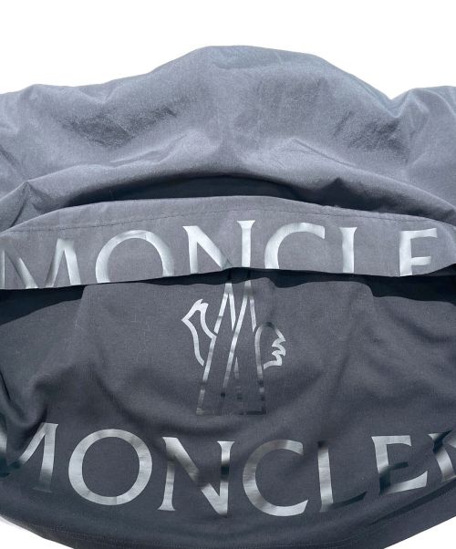 MONCLER（モンクレール）MONCLER (モンクレール) バックロゴ ジップアップフーディ ブラック サイズ:XLの古着・服飾アイテム