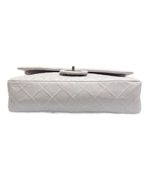 CHANEL（シャネル）CHANEL (シャネル) マトラッセ2.55ショルダーバッグ 25 ホワイト サイズ:25の古着・服飾アイテム