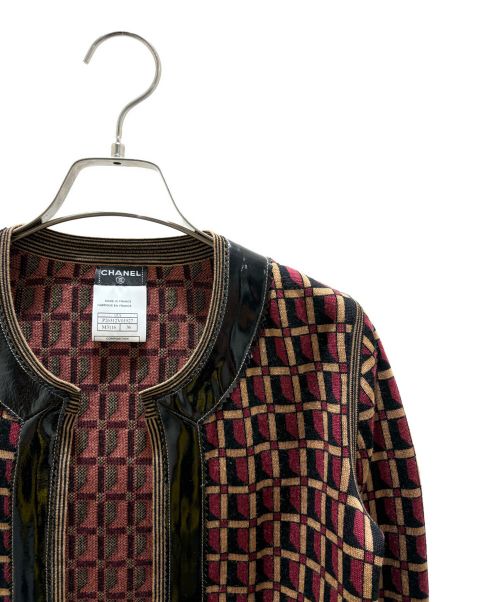 CHANEL（シャネル）CHANEL (シャネル) パテントトリムノーカラージャケット レッド×ブラウン サイズ:36の古着・服飾アイテム