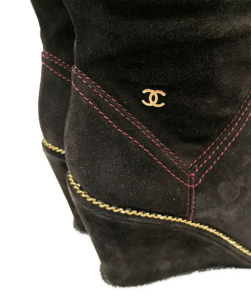 CHANEL（シャネル）CHANEL (シャネル) ウェッジソールスウェードロングブーツ ブラック サイズ:37.5の古着・服飾アイテム
