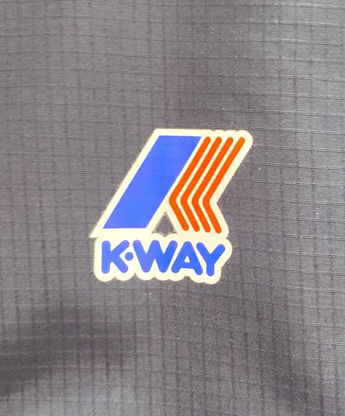 FENDI（フェンディ）FENDI (フェンディ) K-WAY (ケイウェイ) FFロゴ ズッカ柄 リバーシブル ナイロンジャケット ブラック サイズ:Mの古着・服飾アイテム