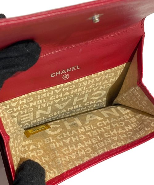 CHANEL（シャネル）CHANEL (シャネル) 2つ折り財布 レッド サイズ:-の古着・服飾アイテム