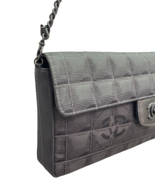 CHANEL（シャネル）CHANEL (シャネル) ニュートラベルライン シングルフラップ チェーンショルダーバッグ ブラック サイズ:26の古着・服飾アイテム