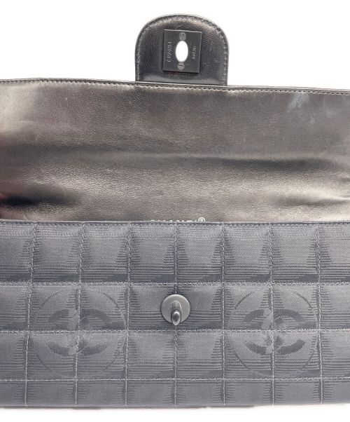 CHANEL（シャネル）CHANEL (シャネル) ニュートラベルライン シングルフラップ チェーンショルダーバッグ ブラック サイズ:26の古着・服飾アイテム