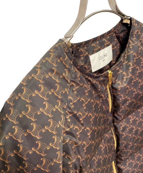 CELINE（セリーヌ）CELINE (セリーヌ) トリオンフ ノーカラー ダウンジャケット ブラウン サイズ:38の古着・服飾アイテム