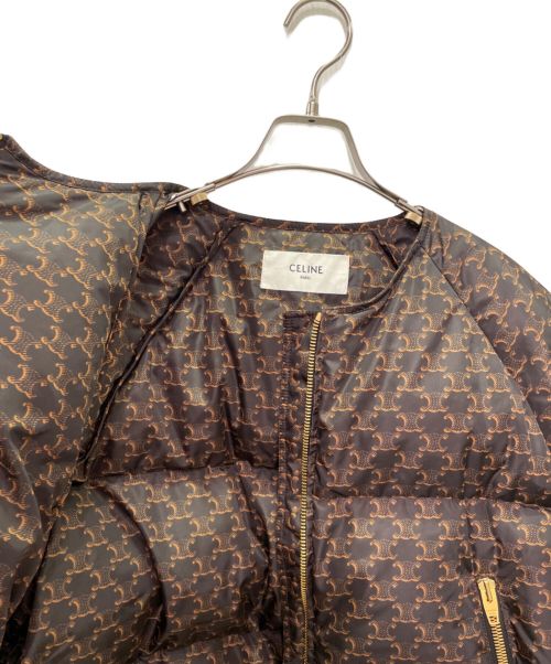CELINE（セリーヌ）CELINE (セリーヌ) トリオンフ ノーカラー ダウンジャケット ブラウン サイズ:38の古着・服飾アイテム