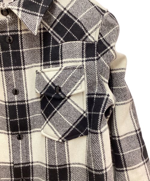 CELINE（セリーヌ）CELINE (セリーヌ) 21AW キルティングフランネルシャツフーデッドロゴブルゾン ブラック×ホワイト サイズ:44の古着・服飾アイテム