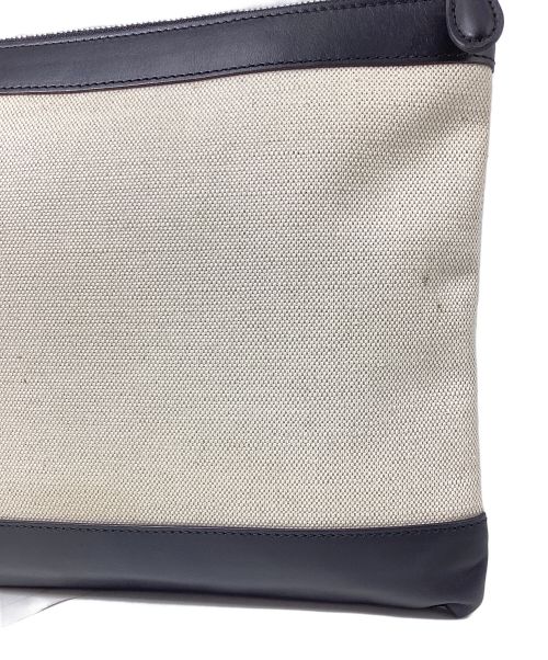 BALENCIAGA（バレンシアガ）BALENCIAGA (バレンシアガ) ロゴクラッチバッグ ブラック サイズ:-の古着・服飾アイテム