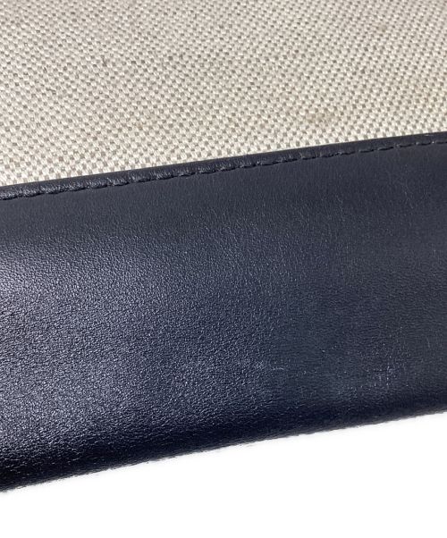 BALENCIAGA（バレンシアガ）BALENCIAGA (バレンシアガ) ロゴクラッチバッグ ブラック サイズ:-の古着・服飾アイテム