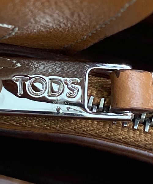TOD'S（トッズ）TOD'S (トッズ) Tタイムレスミニレザーバッグ キャメルブラウンの古着・服飾アイテム