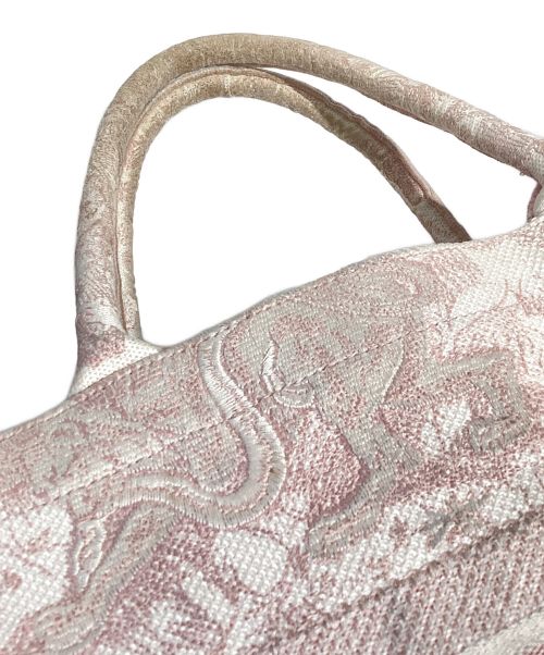 Christian Dior（クリスチャン ディオール）Christian Dior (クリスチャン ディオール) トワル ドゥ ジュイ エンブロイダリーブックトート ピンク サイズ:ミディアムの古着・服飾アイテム