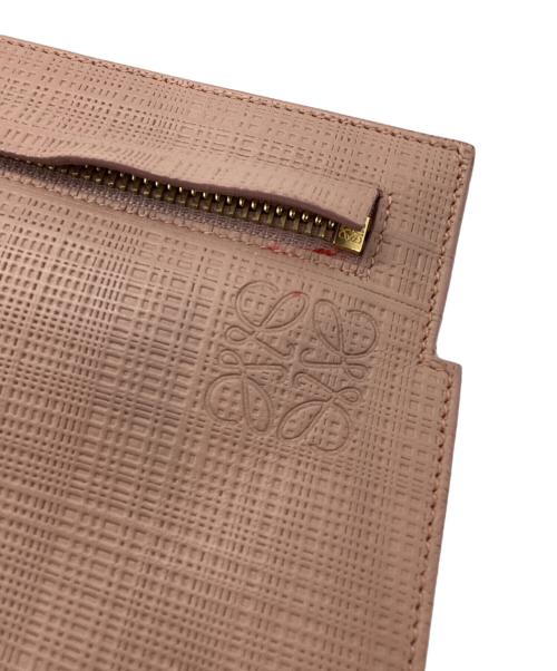 LOEWE（ロエベ）LOEWE (ロエベ) クラッチバッグ ピンクの古着・服飾アイテム