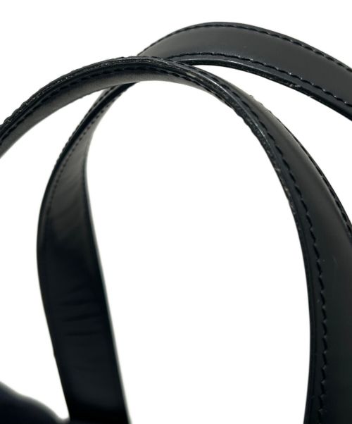 CHANEL（シャネル）CHANEL (シャネル) ニュートラベルラインハンドバッグ ブラックの古着・服飾アイテム