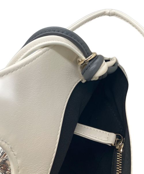 CHANEL（シャネル）CHANEL (シャネル) ツイード2WAYショッピングバッグ ホワイト×グレーの古着・服飾アイテム