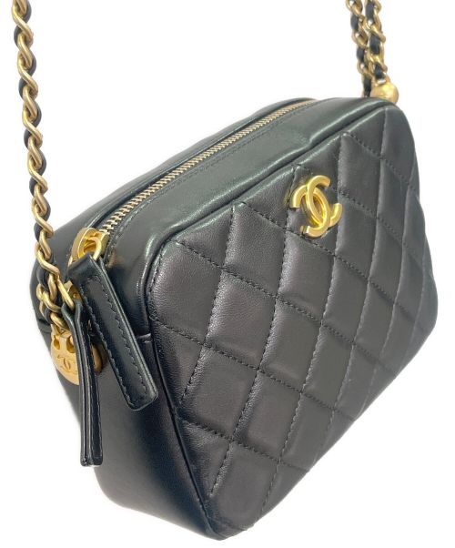 CHANEL（シャネル）CHANEL (シャネル) マトラッセ ショルダーポーチ ブラックの古着・服飾アイテム