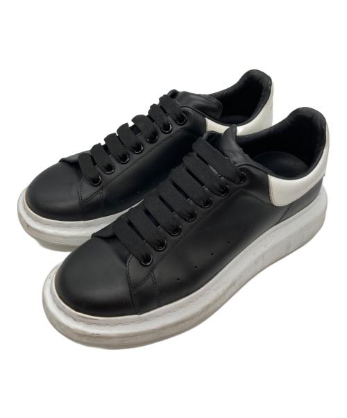 ALEXANDER McQUEEN（アレキサンダーマックイーン）ALEXANDER McQUEEN (アレキサンダーマックイーン) 厚底ヒールスニーカー ブラック×ホワイト サイズ:40 2/1の古着・服飾アイテム