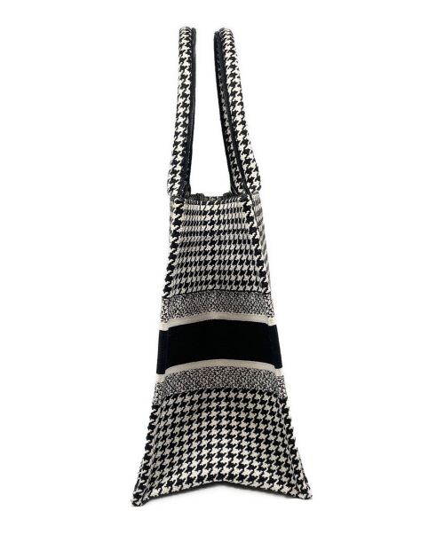 Christian Dior（クリスチャン ディオール）Christian Dior (クリスチャン ディオール) ブックトートミディアム ブラック×ホワイト サイズ:M（ミディアム）の古着・服飾アイテム