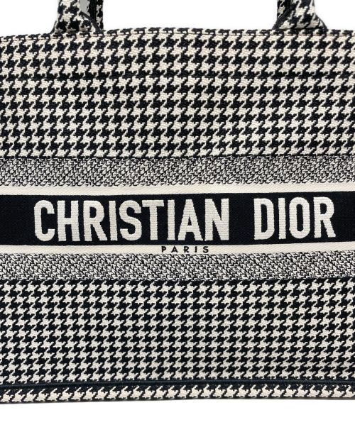 Christian Dior（クリスチャン ディオール）Christian Dior (クリスチャン ディオール) ブックトートミディアム ブラック×ホワイト サイズ:M（ミディアム）の古着・服飾アイテム