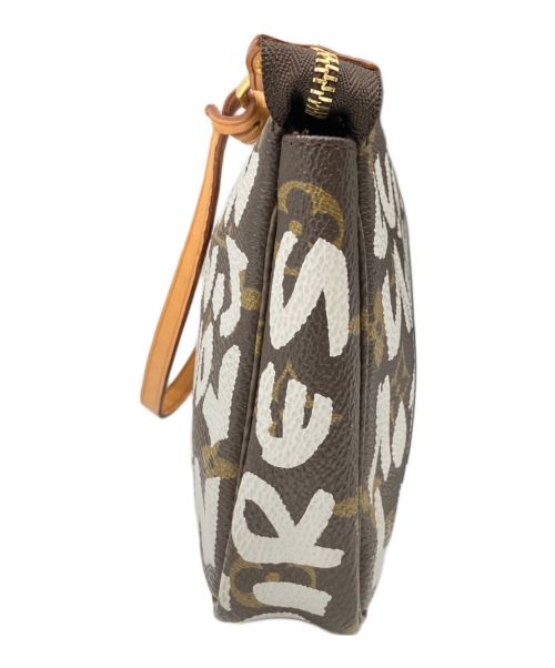 LOUIS VUITTON（ルイ ヴィトン）LOUIS VUITTON (ルイ ヴィトン) グラフィティ ポシェット アクセソワール ブラウンの古着・服飾アイテム