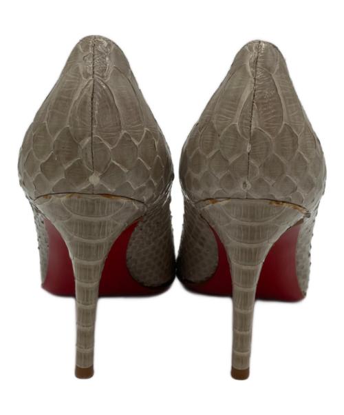 Christian Louboutin（クリスチャン・ルブタン）Christian Louboutin (クリスチャン・ルブタン) パイソンヒールパンプス ベージュ サイズ:36　1/2の古着・服飾アイテム