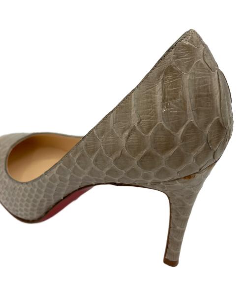 Christian Louboutin（クリスチャン・ルブタン）Christian Louboutin (クリスチャン・ルブタン) パイソンヒールパンプス ベージュ サイズ:36　1/2の古着・服飾アイテム