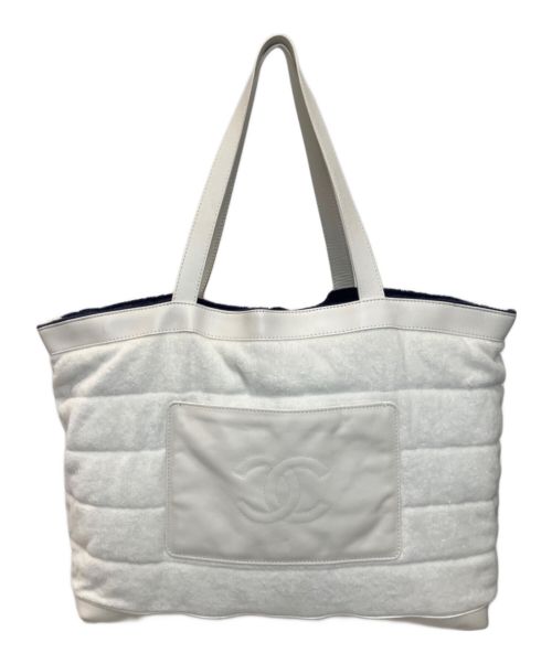 CHANEL（シャネル）CHANEL (シャネル) カメリアココリバーシブルバッグ ネイビー×ホワイトの古着・服飾アイテム