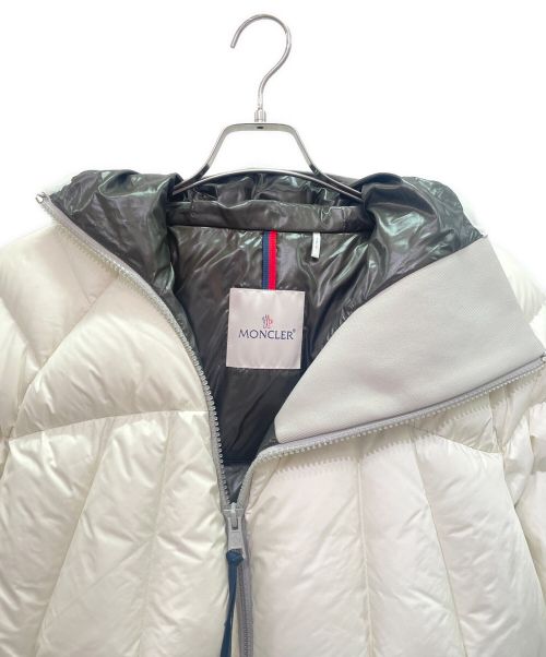 MONCLER（モンクレール）MONCLER (モンクレール) MITAKE/ダウンジャケット ホワイト サイズ:3の古着・服飾アイテム
