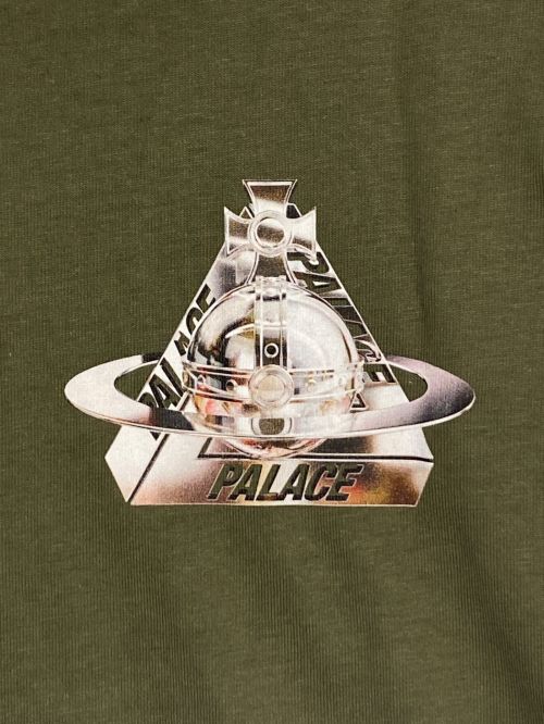 PALACE（パレス）PALACE (パレス) Vivienne Westwood (ヴィヴィアンウエストウッド) オーブTシャツ カーキ サイズ:Lの古着・服飾アイテム