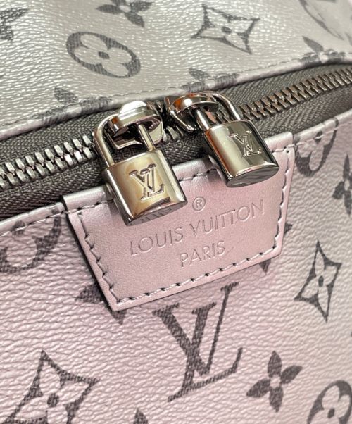 LOUIS VUITTON（ルイ ヴィトン）LOUIS VUITTON (ルイ ヴィトン) アポロ バックパック シルバーの古着・服飾アイテム