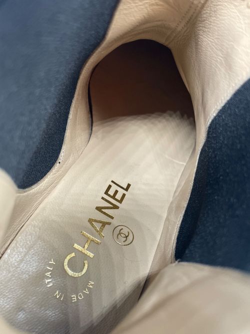 CHANEL（シャネル）CHANEL (シャネル) スウェードサイドゴアブーツ ブラック サイズ:36Cの古着・服飾アイテム
