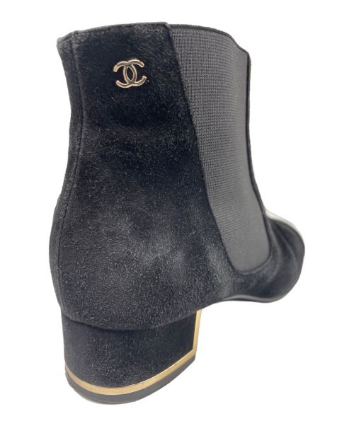 CHANEL（シャネル）CHANEL (シャネル) スウェードサイドゴアブーツ ブラック サイズ:36Cの古着・服飾アイテム