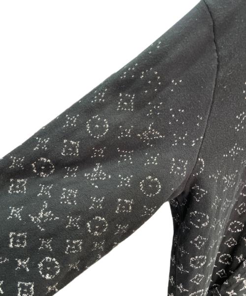 LOUIS VUITTON（ルイ ヴィトン）LOUIS VUITTON (ルイ ヴィトン) モノグラム総柄グラディエントプルオーバーパーカー ブラック サイズ:Ｍの古着・服飾アイテム