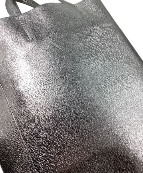 CELINE（セリーヌ）CELINE (セリーヌ) Vertical Cabas Small（バーティカルカバスモール） シルバーの古着・服飾アイテム