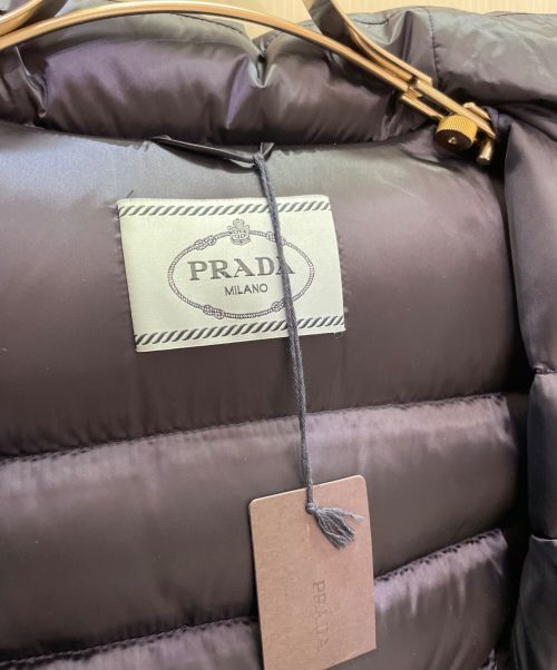 PRADA（プラダ）PRADA (プラダ) ウエストベルトナイロンダウンコート ネイビー サイズ:38の古着・服飾アイテム