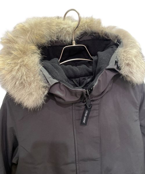 CANADA GOOSE（カナダグース）CANADA GOOSE (カナダグース) ダウンコート ライトグレー サイズ:XSの古着・服飾アイテム
