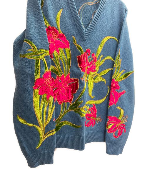 GUCCI（グッチ）GUCCI (グッチ) Vネック 花柄 刺繍 ニット ブルー サイズ:Mの古着・服飾アイテム