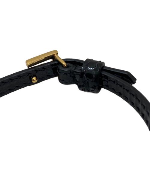 GUCCI（グッチ）GUCCI (グッチ) Gプレートブレスレット ブラック×ゴールドの古着・服飾アイテム