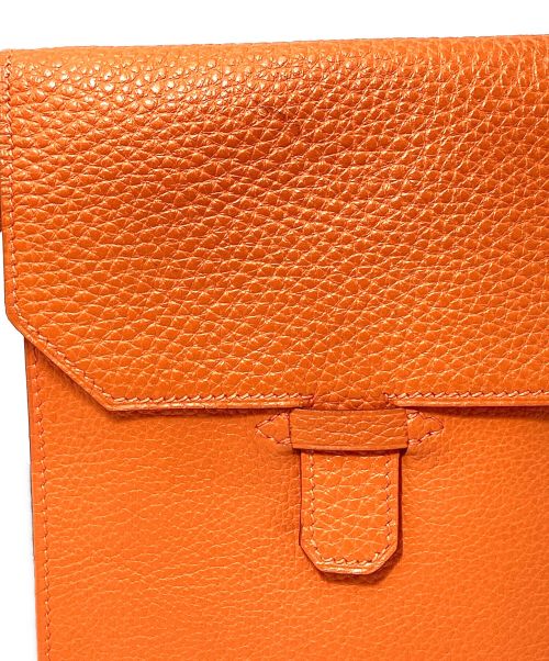 HERMES（エルメス）HERMES (エルメス) Leather Square Shoulder Pouch（レザースクエアショルダーポーチ） オレンジ サイズ:-の古着・服飾アイテム
