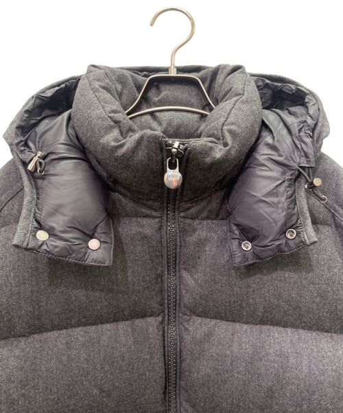 MONCLER（モンクレール）MONCLER (モンクレール) MONTGENEVRE/ダウンジャケット グレー サイズ:3の古着・服飾アイテム
