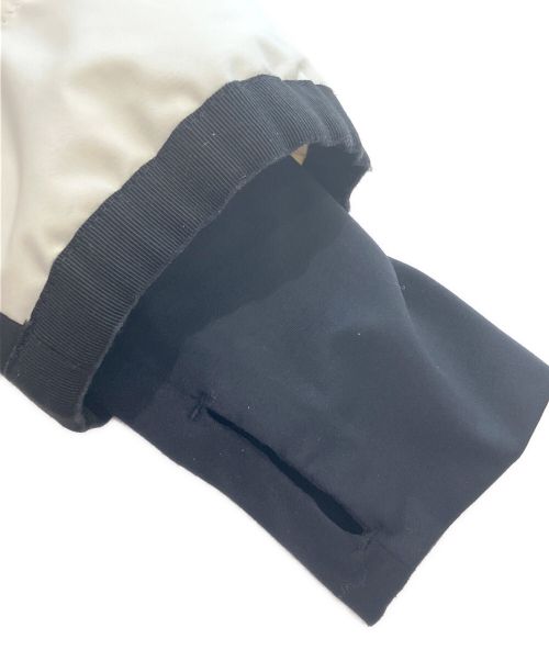 MONCLER GRENOBLE（モンクレール グルノーブル）MONCLER GRENOBLE (モンクレール グルノーブル) LAMOURA/ダウンジャケット ホワイト サイズ:3の古着・服飾アイテム
