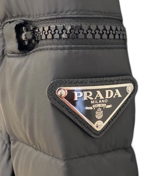 PRADA（プラダ）PRADA (プラダ) ロゴプレートダウンジャケット ブラック サイズ:46の古着・服飾アイテム