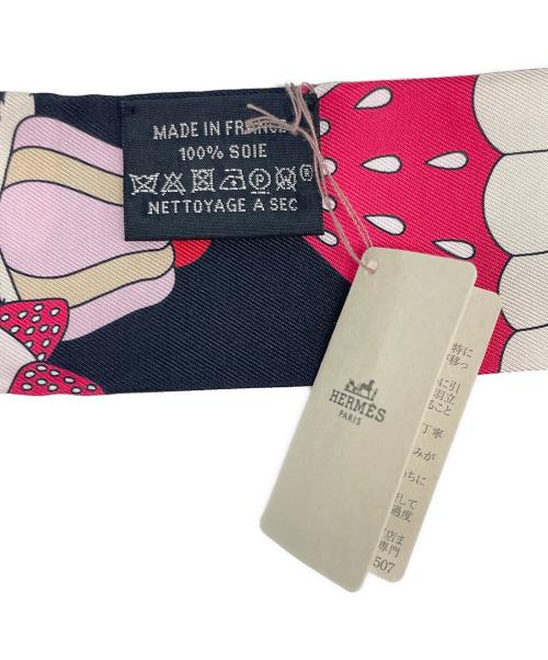 HERMES（エルメス）HERMES (エルメス) チャームパティスリーフランセーズ ツイリー ブラック 未使用品の古着・服飾アイテム