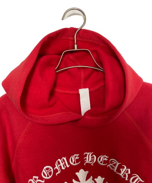 CHROME HEARTS（クロムハーツ）CHROME HEARTS (クロムハーツ) SAILIN ON HD PLVR 刺繍プルオーバーパーカー レッド サイズ:Mの古着・服飾アイテム