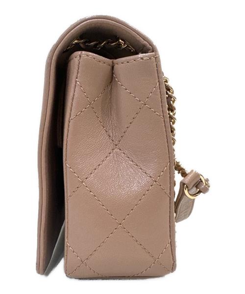 CHANEL（シャネル）CHANEL (シャネル) チェーンショルダーバッグ ベージュの古着・服飾アイテム