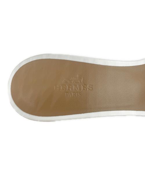 HERMES（エルメス）HERMES (エルメス) レディスサンダル 《オアジス》 ホワイト サイズ:36の古着・服飾アイテム